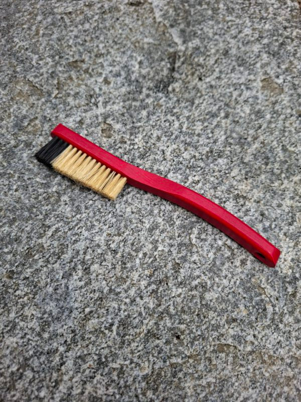 KletterRetter Boulderbürste "Griffretter" rot