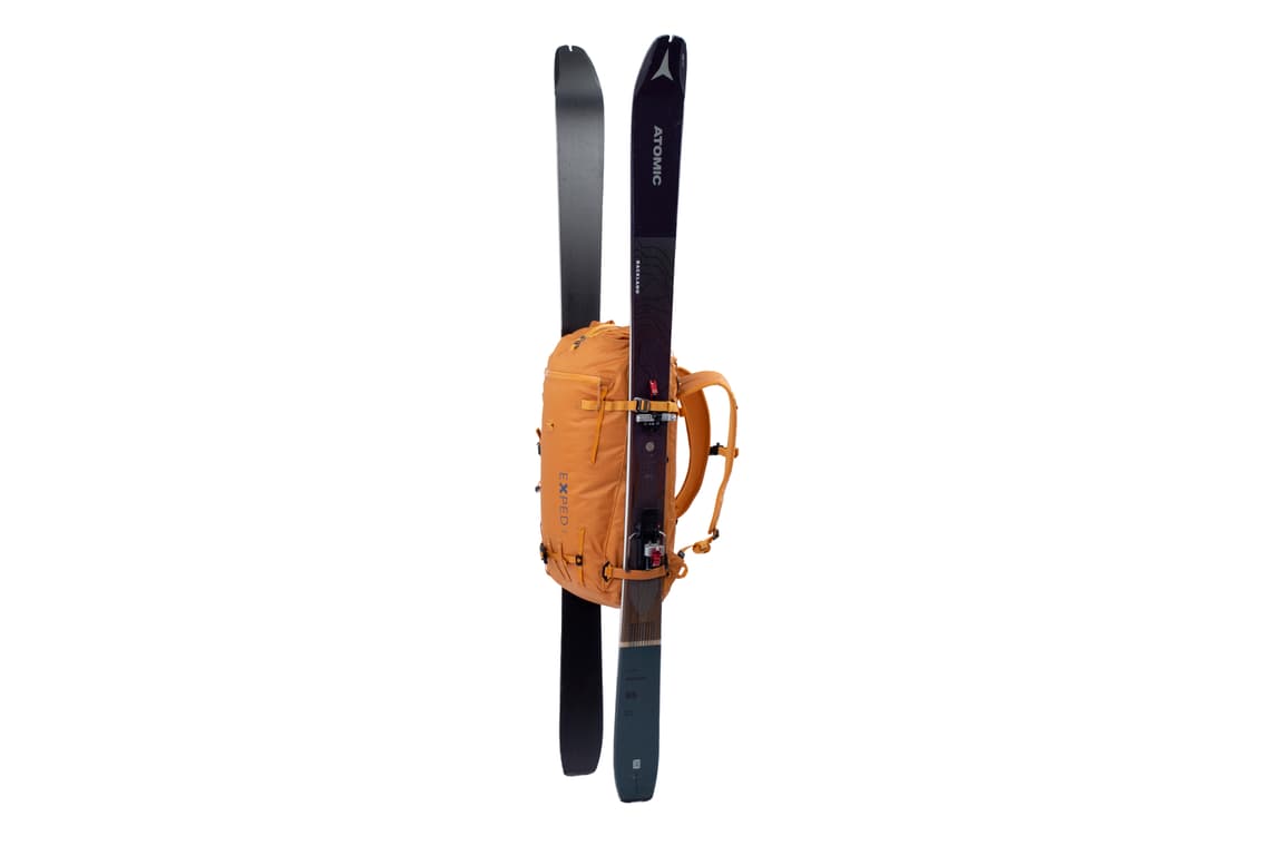 Exped Serac 40 L black Bergrucksack