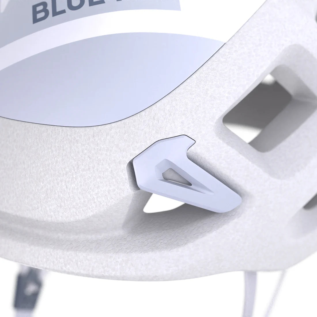 Blue Ice Blast Alpinhelm white